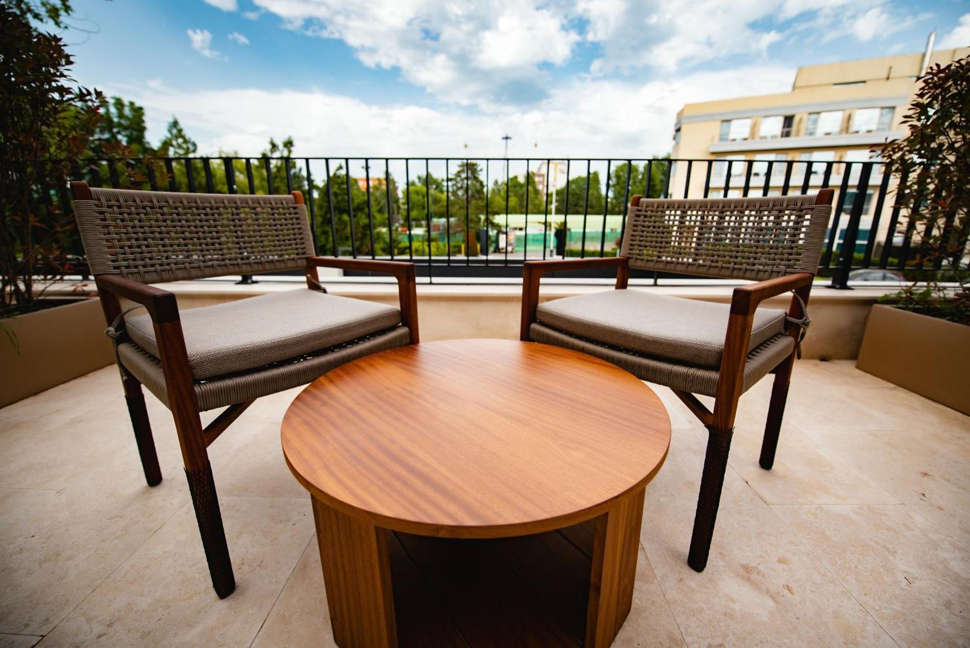 Belinda Hotel Mamaia Adults Only Exterior photo